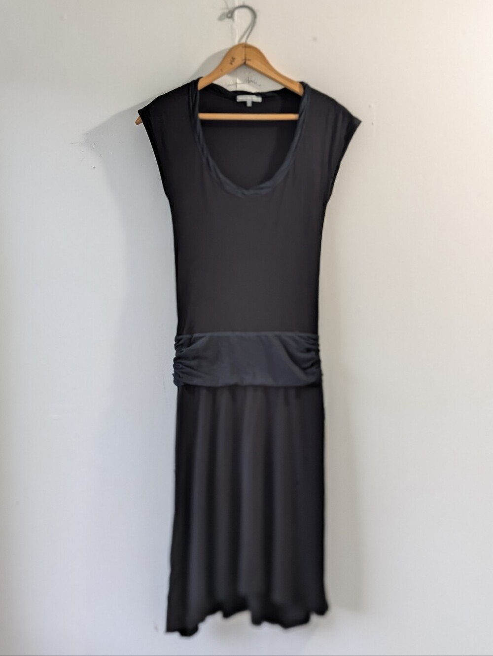 James Perse Black Sleeveless Scoop Midi Dress Size 1